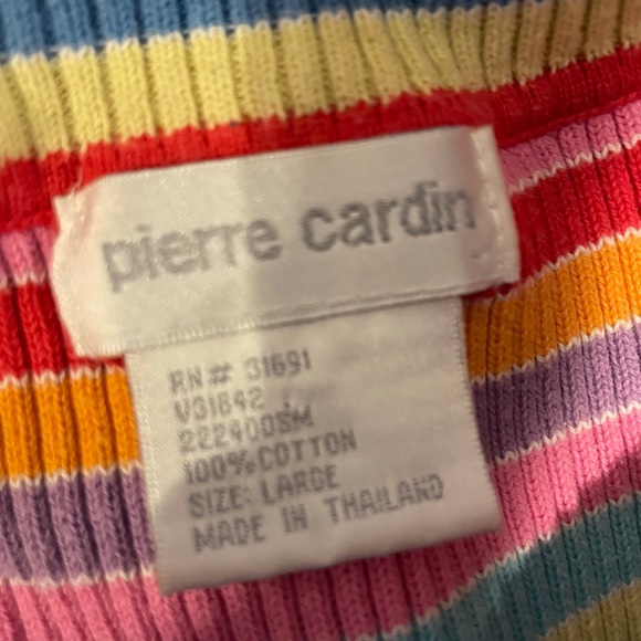 SOLD!! ❌❌❌VTG Pierre Cardin Top - Picture 3 of 3